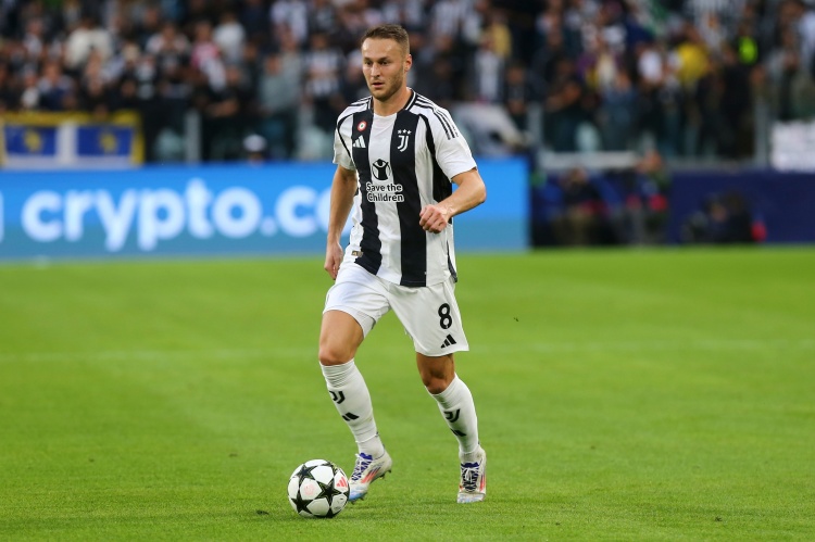 意媒：庫普梅納斯狀態(tài)每況愈下飽受批評，尤文可能最早冬窗出售他