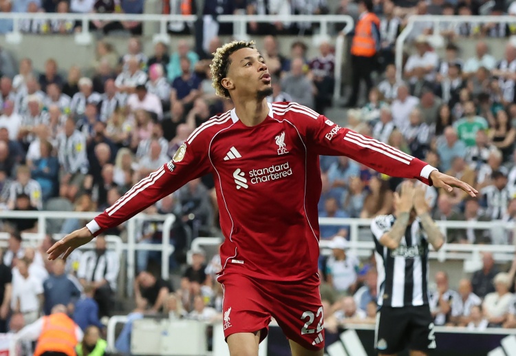 希勒評(píng)本輪最佳陣：?；倏硕鄮?kù)入選，B費(fèi)赫拉芬貝赫坐鎮(zhèn)中場(chǎng)