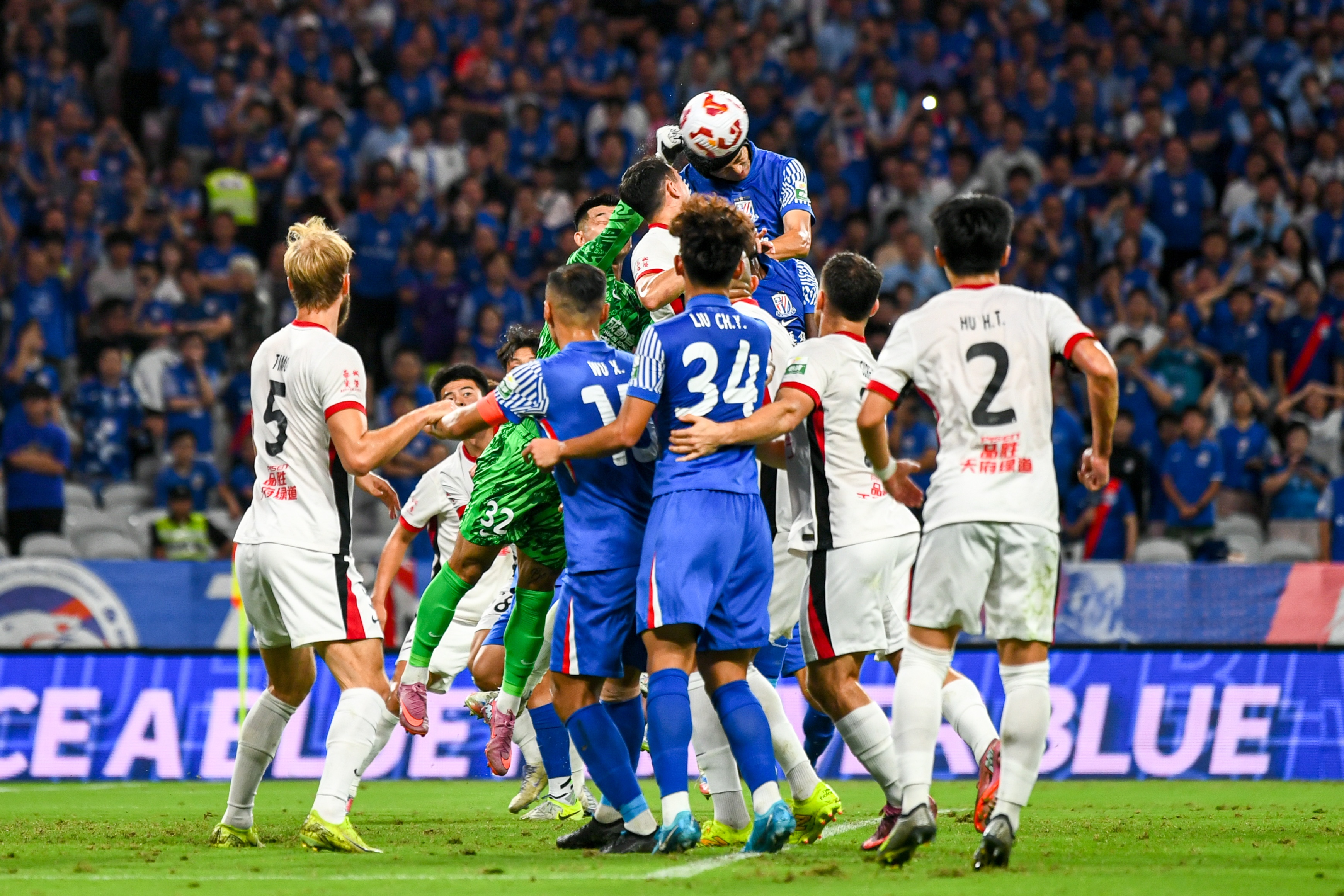 劉越談爭冠：預(yù)感至少兩隊還會犯錯，就怕徐正源在亞冠還不做保留