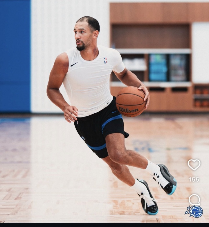 ??才24歲呢！薩格斯年紀(jì)輕輕就禿成這樣了？