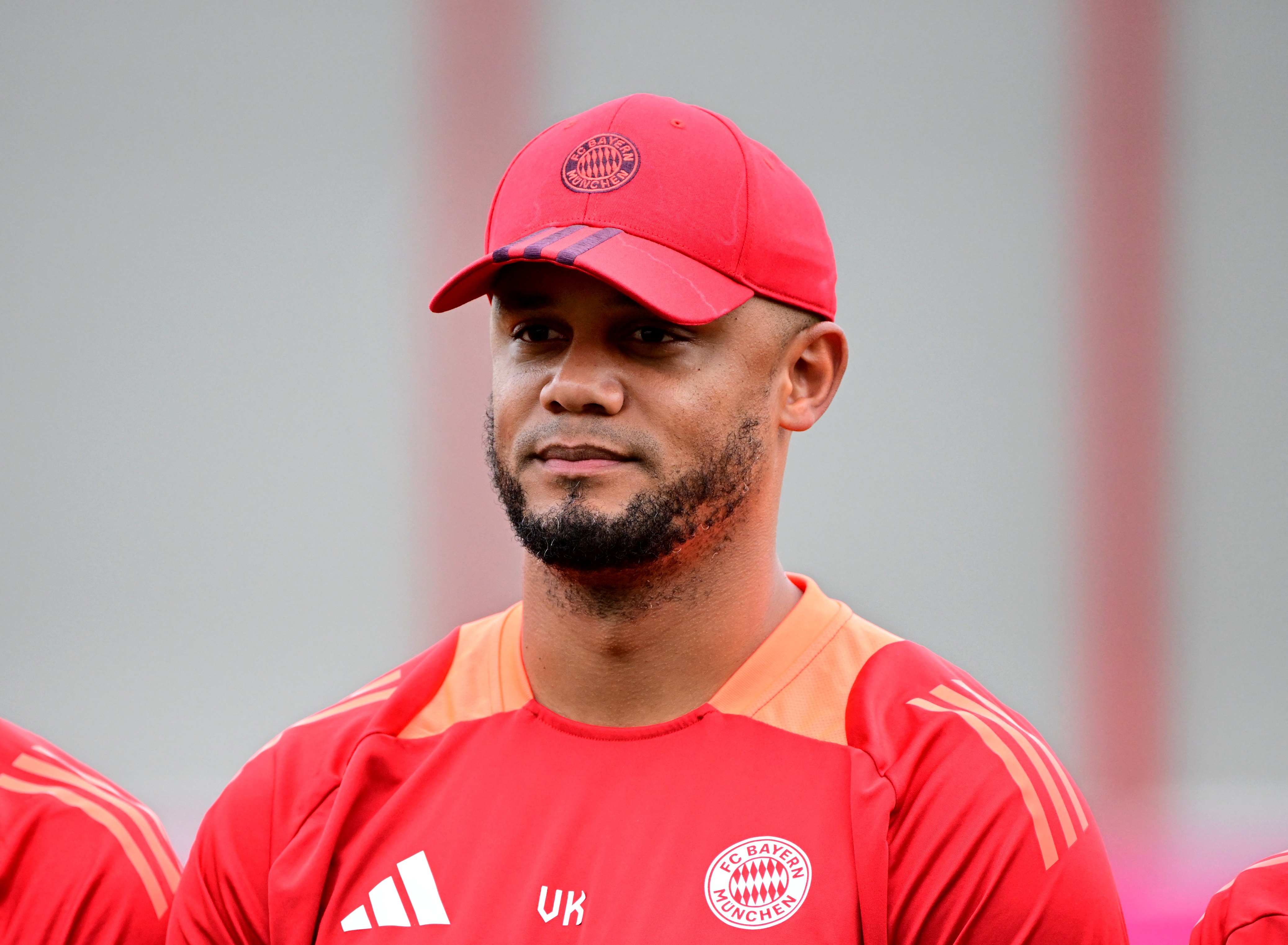 孔帕尼：凱恩攻防俱佳且訓(xùn)練中還帶動隊友，這讓我的工作倍感輕松