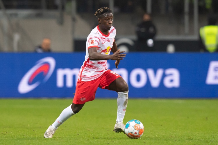 萊比錫官方：施拉格和海達拉無緣戰(zhàn)沃爾夫斯堡，亨里希斯繼續(xù)缺席