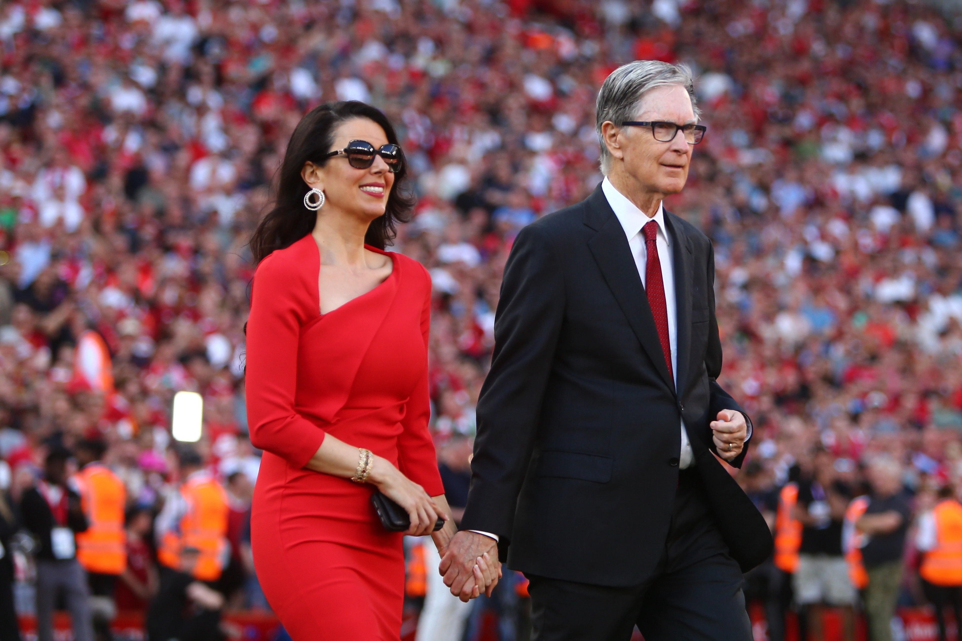 不如伊薩克??芬威完成收購赫塔費的盡職調查，俱樂部標價1億鎊