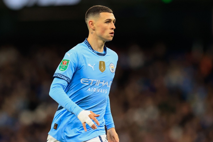 一傳一射！曼晚：福登狀態(tài)回歸閃耀全場，瓜帥欣喜反應(yīng)已說明一切