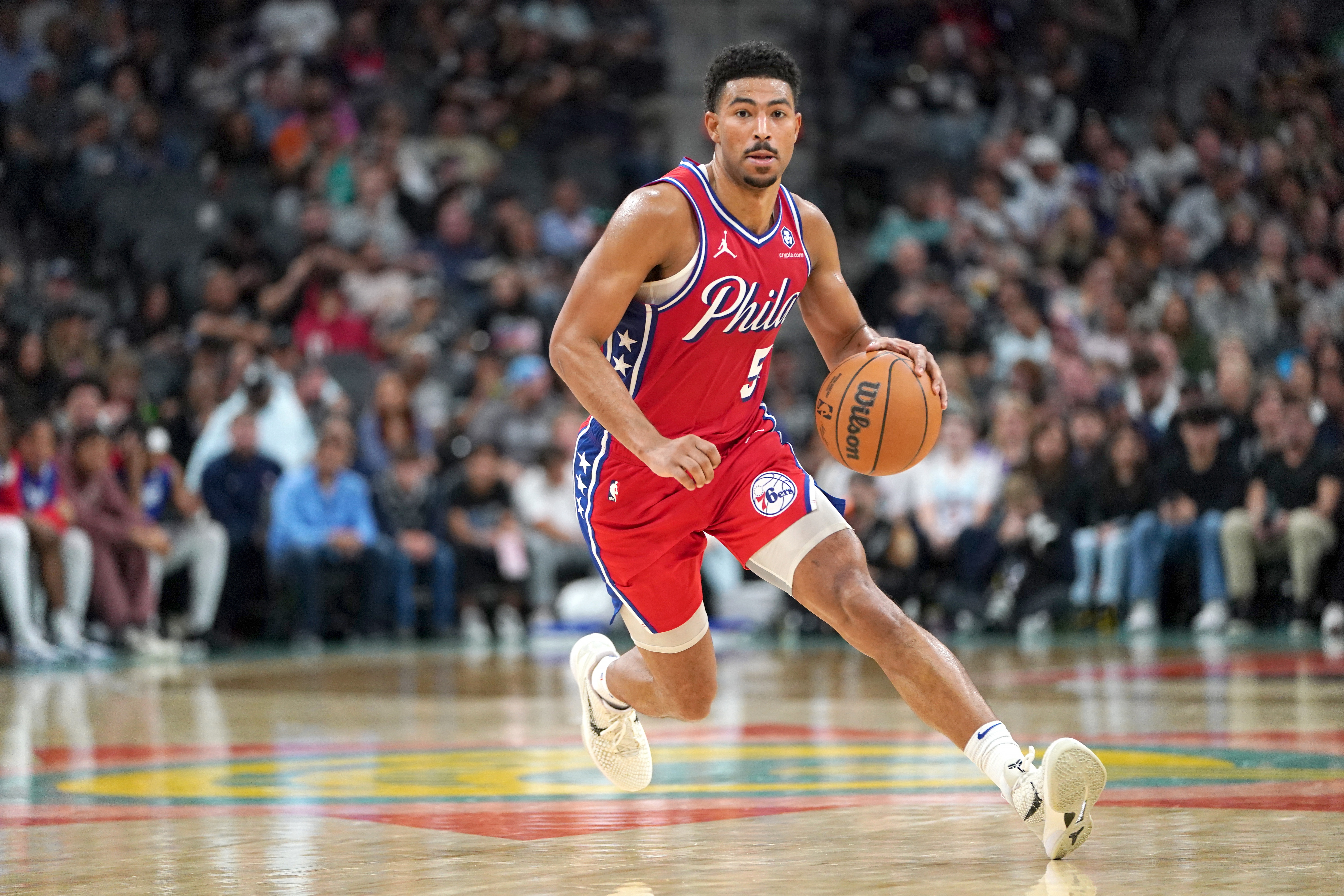 還沒談攏！Shams：格萊姆斯和76人續(xù)約仍然存在很大分歧