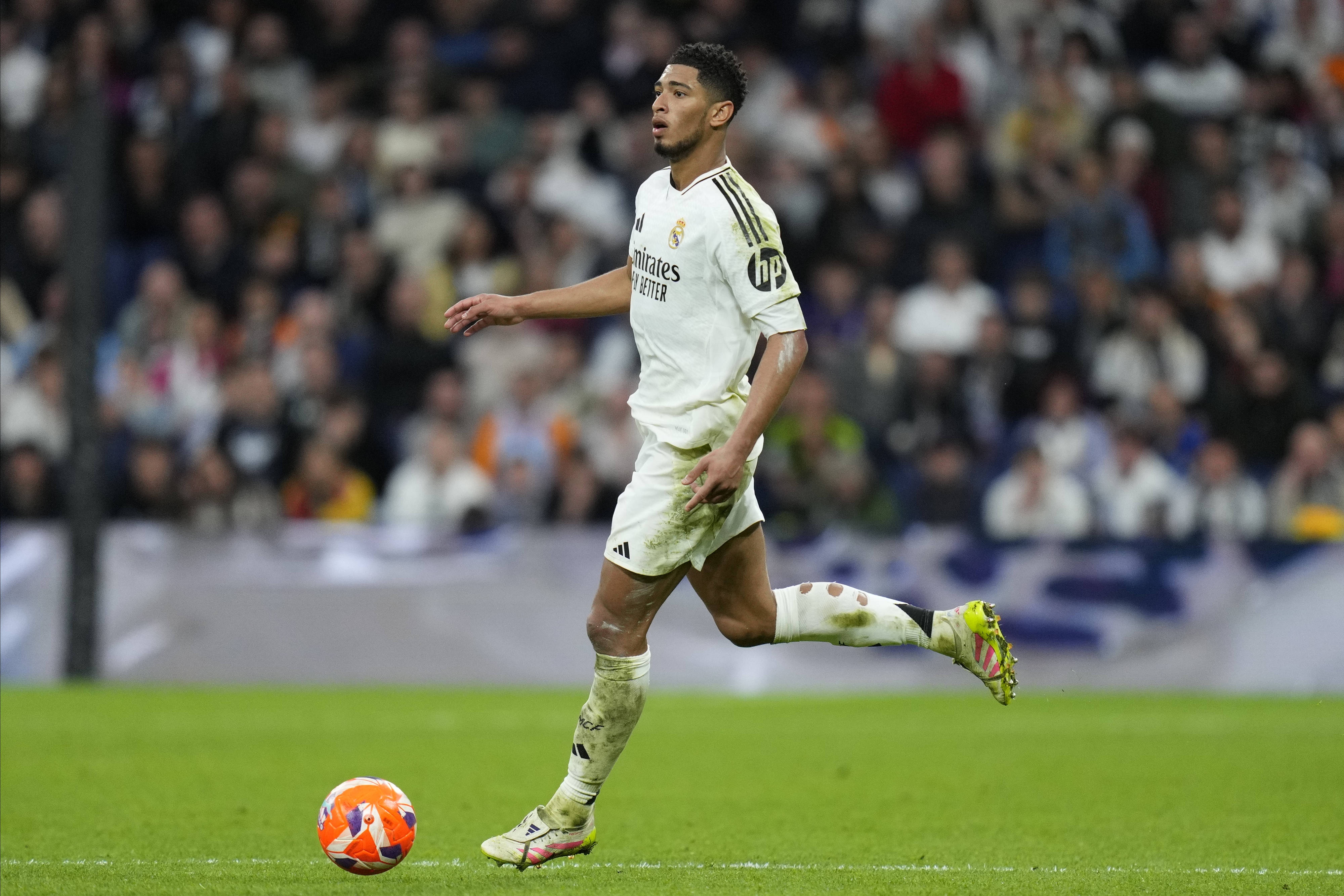 記者：皇馬全員已經(jīng)為德比戰(zhàn)做好準(zhǔn)備，貝林厄姆是否首發(fā)存疑