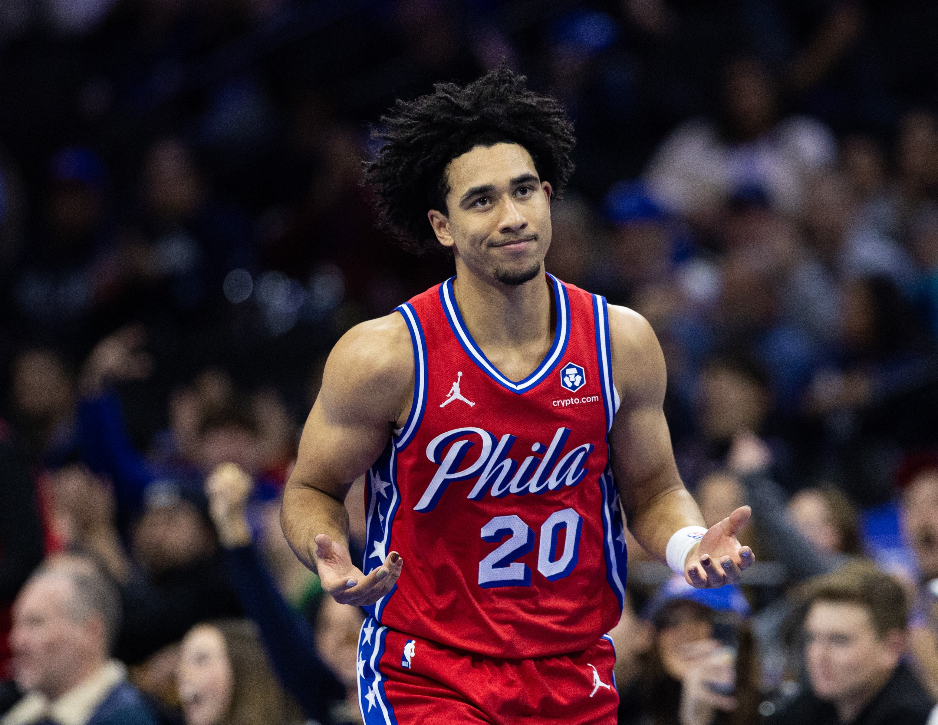 魔仙哥再遭重創(chuàng)！麥凱恩上賽季曾因左膝半月板撕裂賽季報(bào)銷(xiāo)