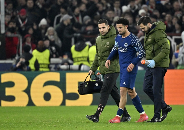 0球0助！法媒：小埃梅里面臨職業(yè)生涯的低谷，在巴黎已經淪為替補