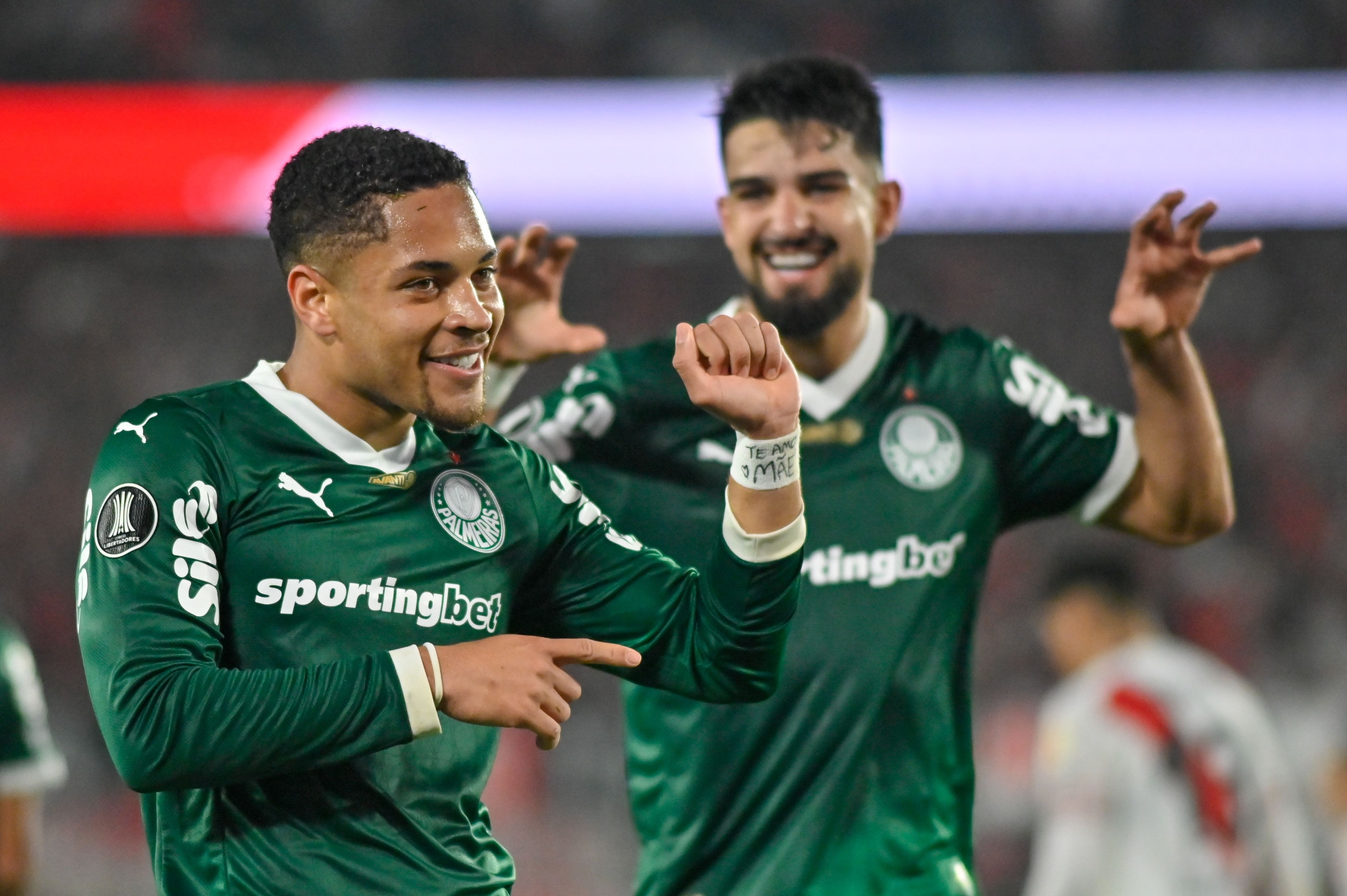 世體：10場8球4助！20歲羅克恢復(fù)最佳狀態(tài)，有望參加明年世界杯