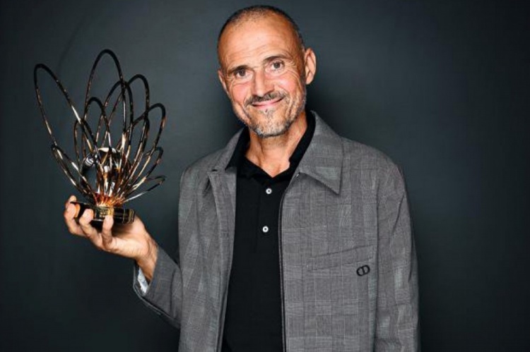 恩里克：我對妻子和孩子都很嚴(yán)格，所以你可以想象我對球員的要求