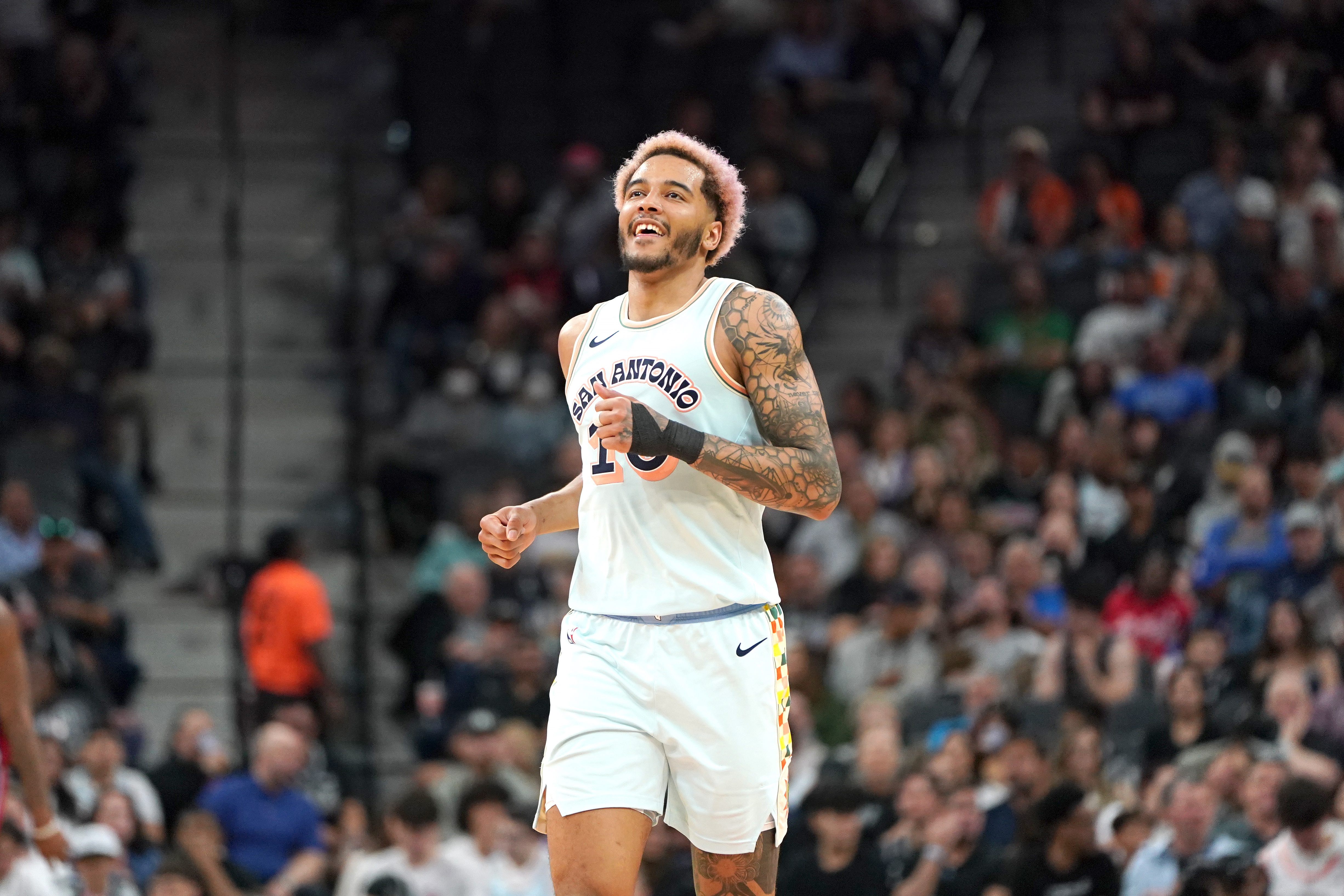 隊(duì)記：索漢小腿傷勢(shì)痊愈 有望參加馬刺下周的訓(xùn)練營(yíng)