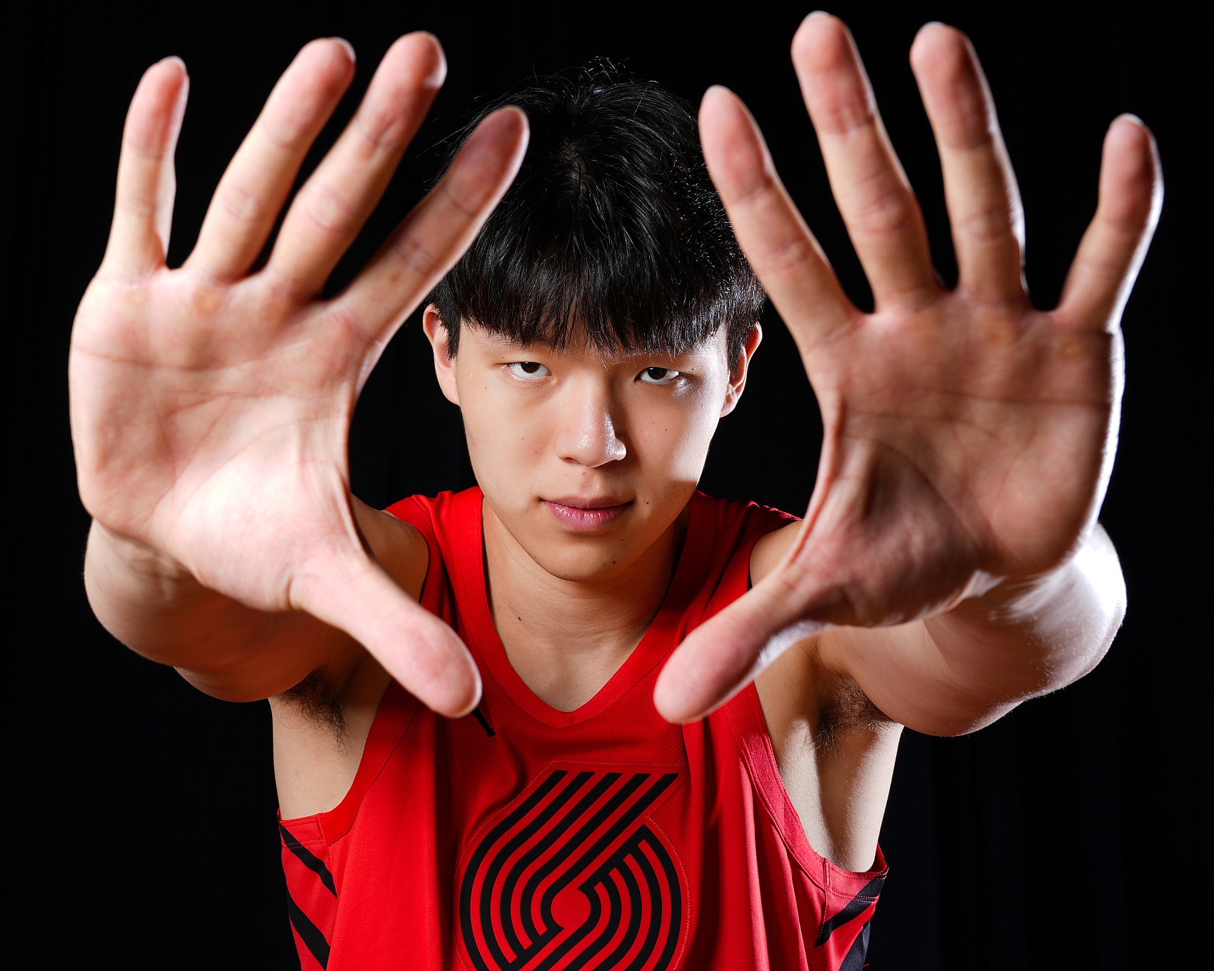 楊瀚森：“開拓者”對我意義非凡 我會(huì)努力在NBA開拓出自己的路