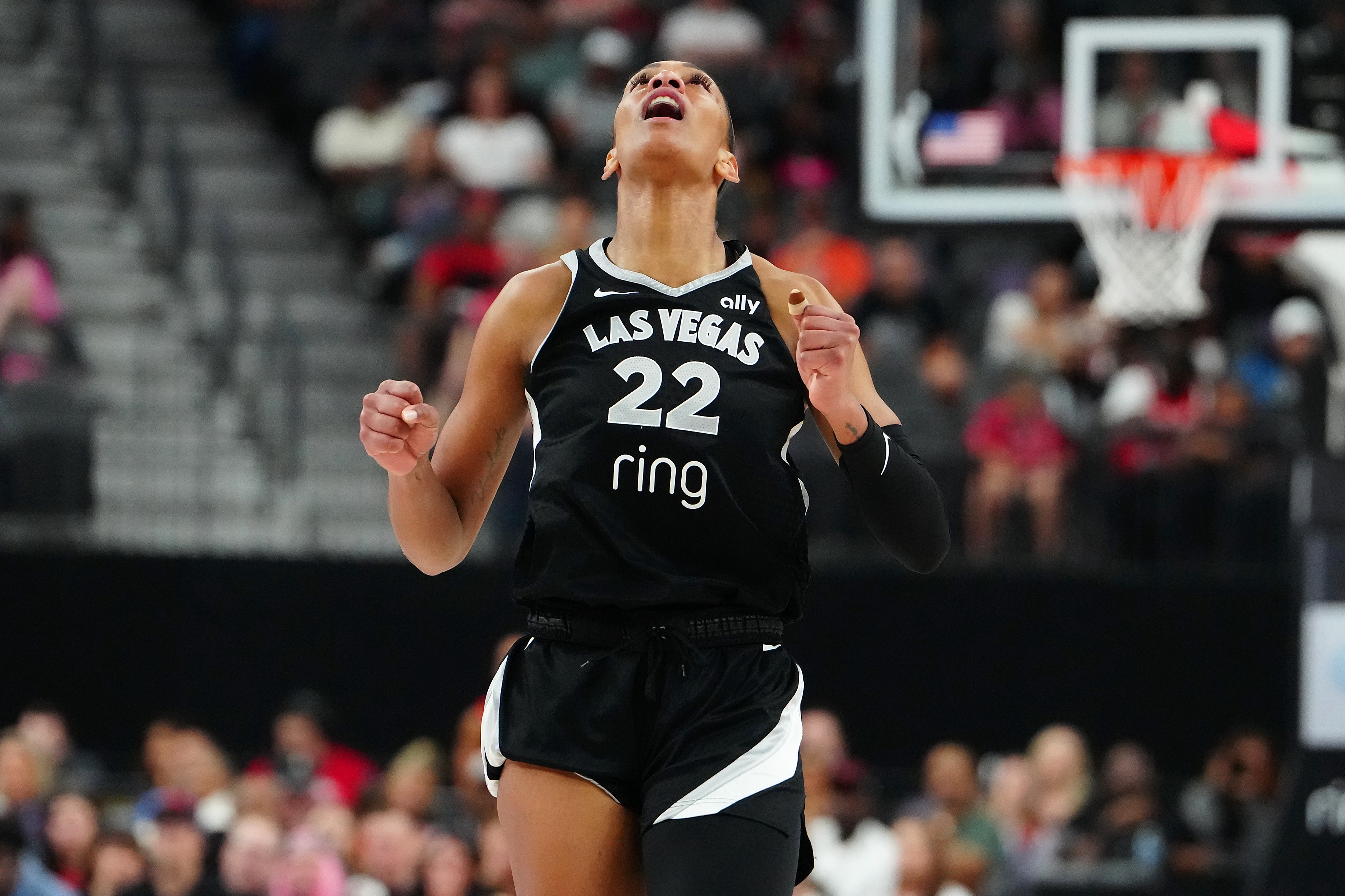 大失水準(zhǔn)！阿賈-威爾遜半場11中1僅得3分5板2助3帽 后10投全鐵