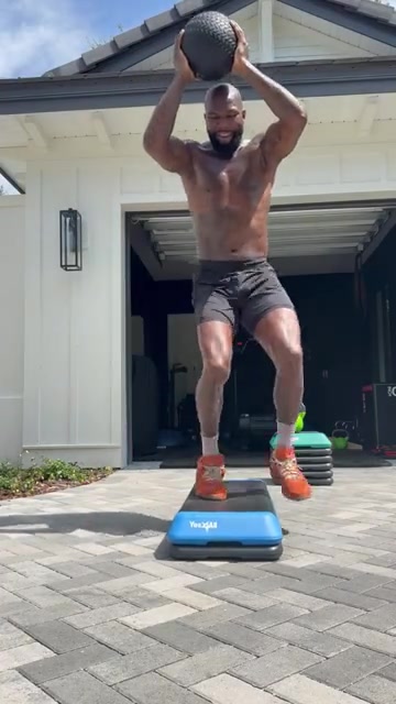 多米尼克-瓊斯：我拒絕了簽約一支CBA球隊(duì) 對(duì)我來(lái)說(shuō)是時(shí)候休息了