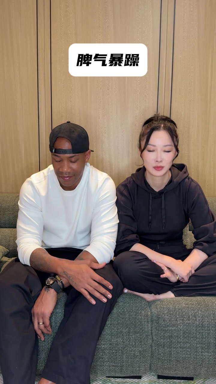 兩口子激烈爭(zhēng)辯！馬布里：做飯肯定不屬于家務(wù)啊 我說(shuō)錯(cuò)了嗎