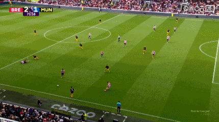 紅點變黃點？專家：姆伯莫被拉倒應(yīng)判紅牌+點球！無法理解判罰