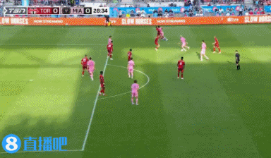 這腳可惜！梅西禁區(qū)極具威脅的推射，打門角度略正被門將撲出