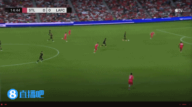 射手榜緊追梅西！洛杉磯FC前鋒博安加遠(yuǎn)射破門，對手回傳失誤送禮