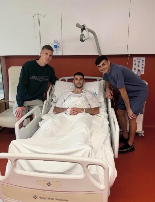 世體：佩德里因自己大傷過所以感同身受，多次去看望受傷的隊(duì)友