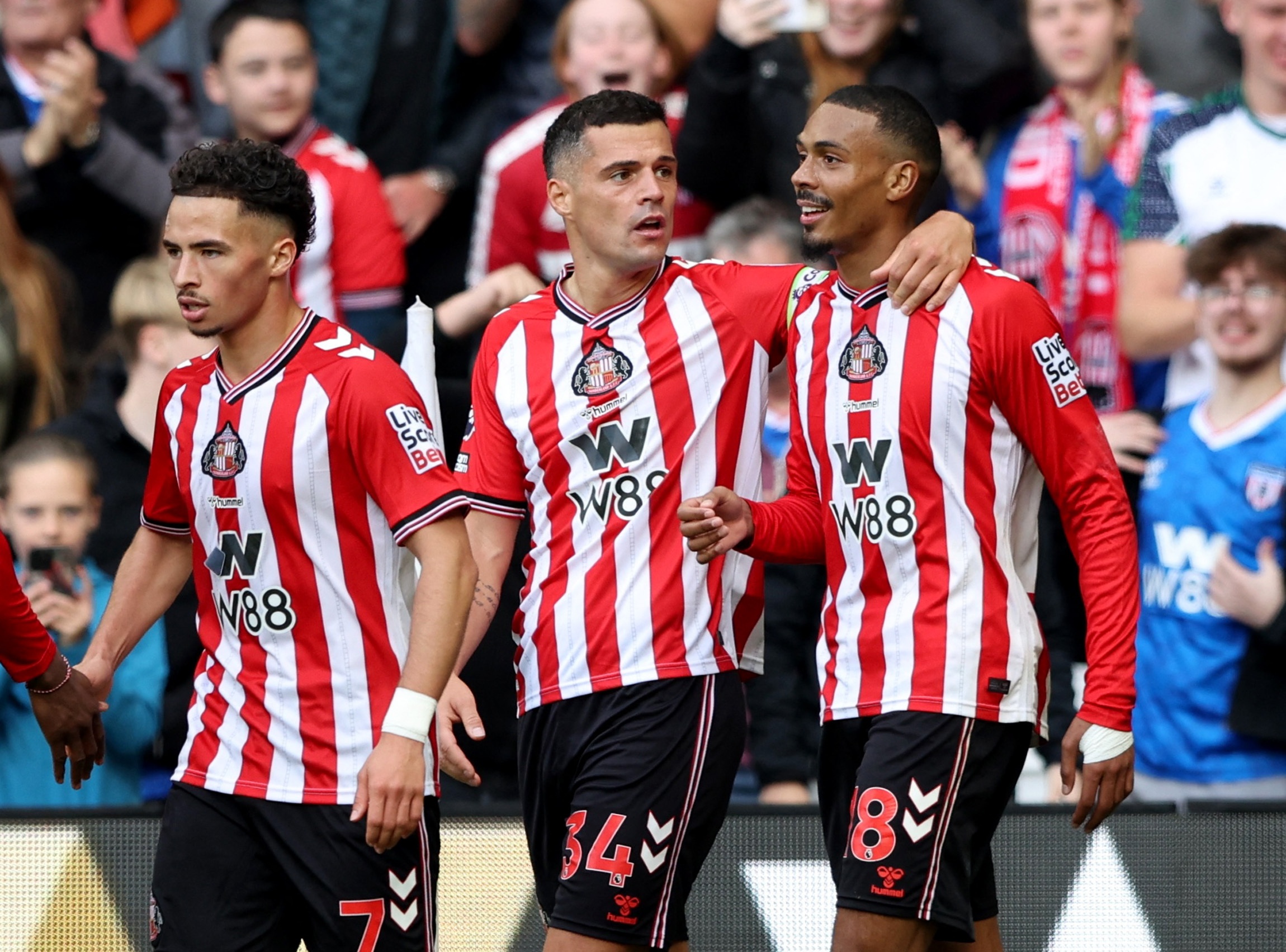 桑德蘭5輪或更多輪次后躋身英超前4，創(chuàng)2001年3月以來最佳紀(jì)錄