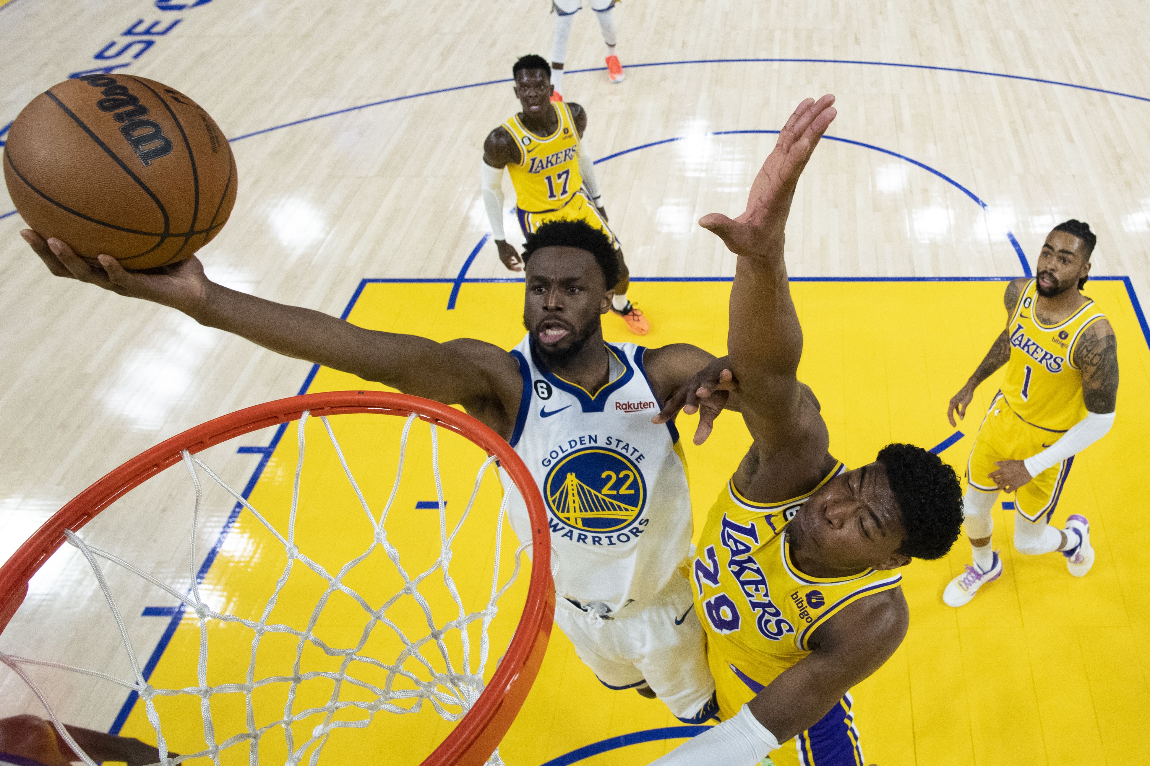 Buha猜測(cè)：湖人正在用八村塁的續(xù)約談判施壓熱火盡快交易維金斯