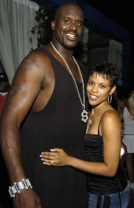 精辟！奧胖此前參加節(jié)目談?chuàng)衽紭?biāo)準(zhǔn)：知道如何做飯&打掃衛(wèi)生&閉嘴