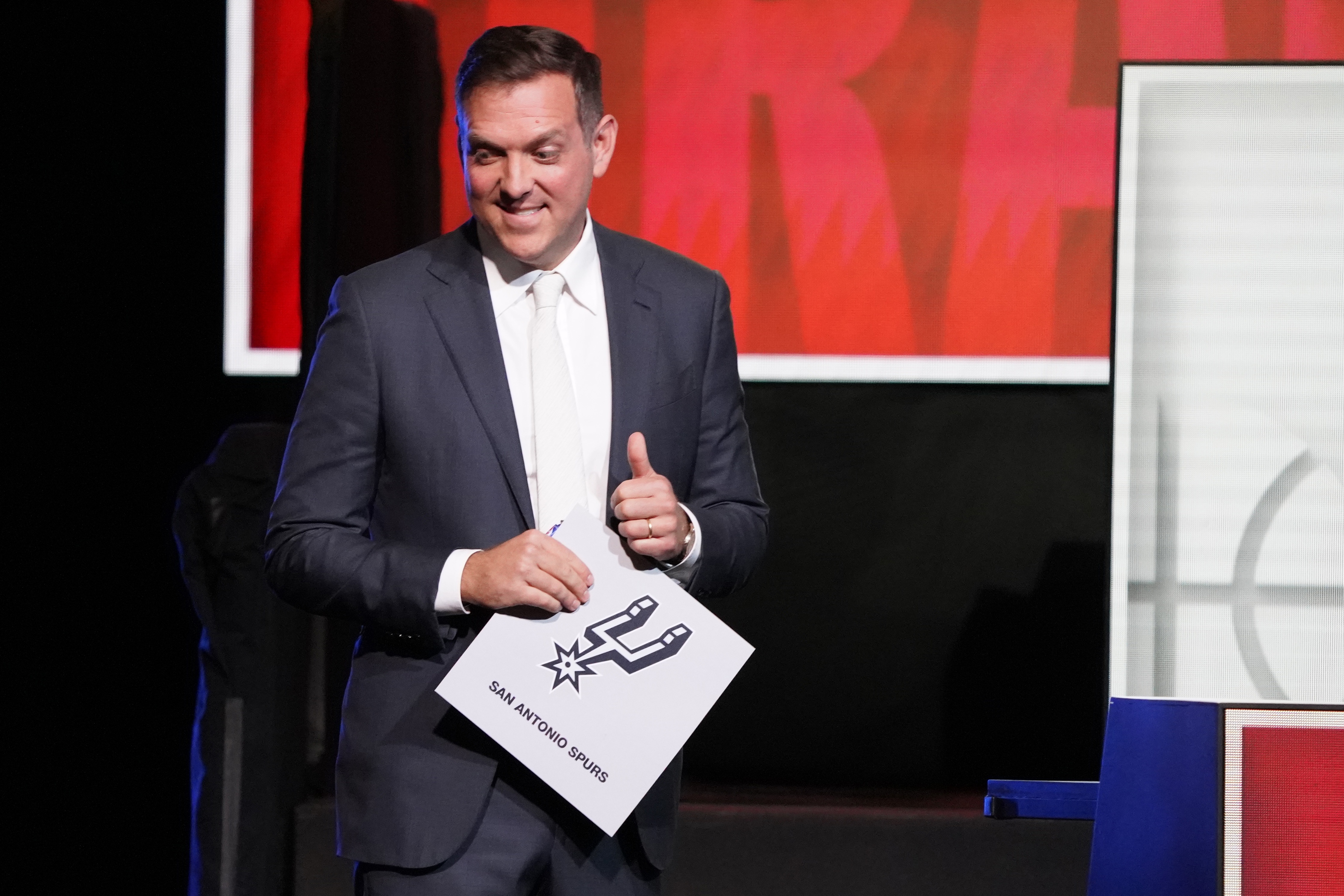 制服組升級(jí)！Scotto：馬刺隊(duì)多位管理層人員獲得晉升