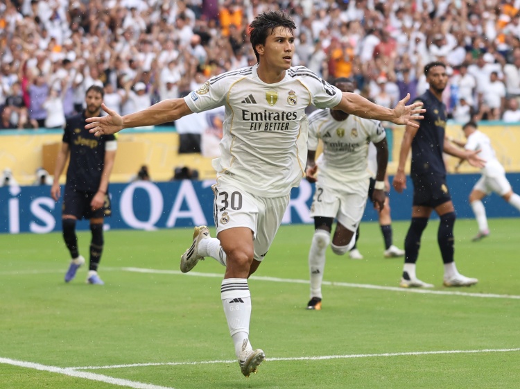 競(jìng)爭(zhēng)太激烈！21歲貢薩洛世俱杯6場(chǎng)4球1助，西甲7輪僅91分鐘0球0助