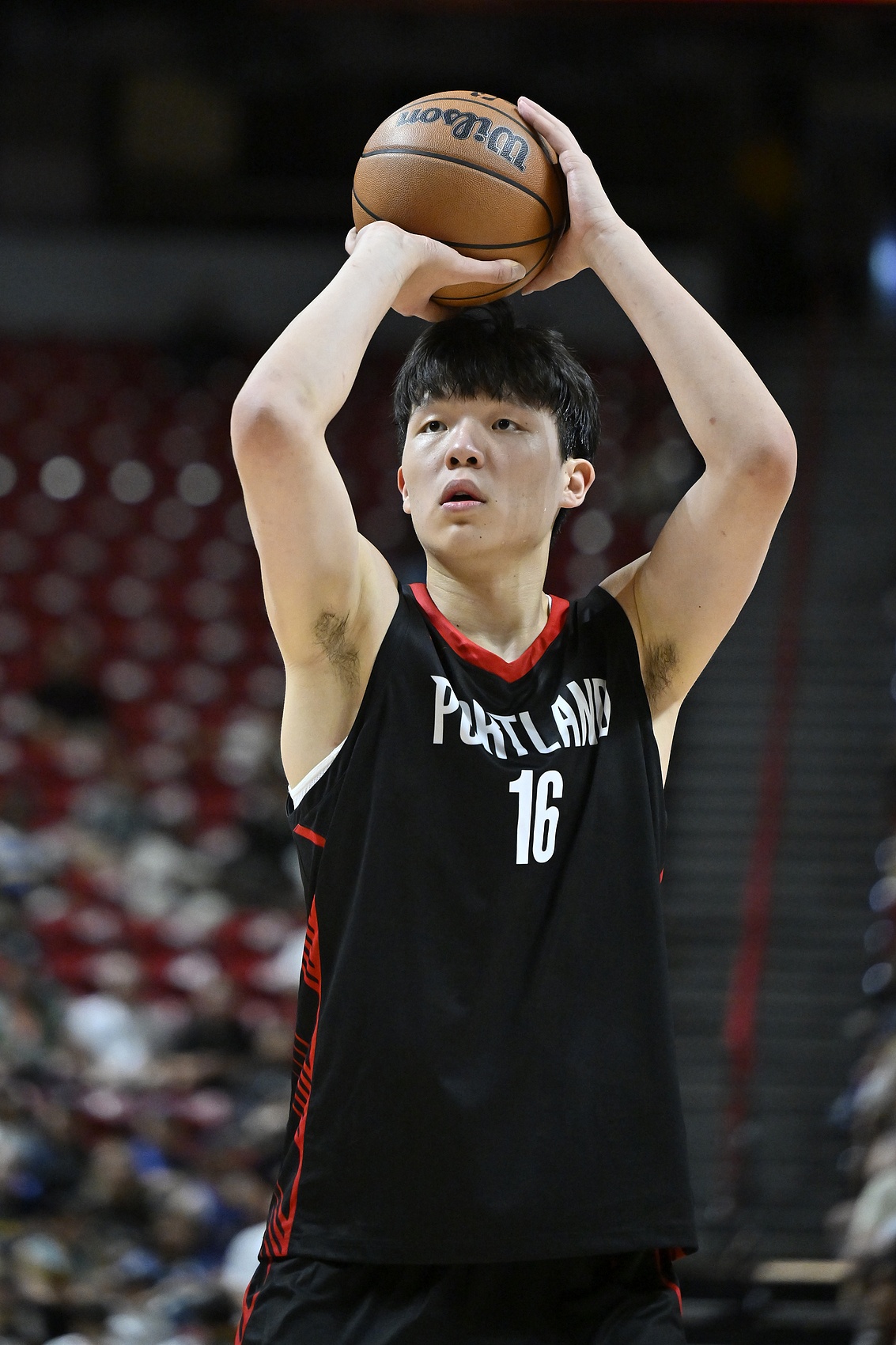 楊瀚森：我看的首場NBA是2016騎勇?lián)屍?當時我才10歲感覺很無聊