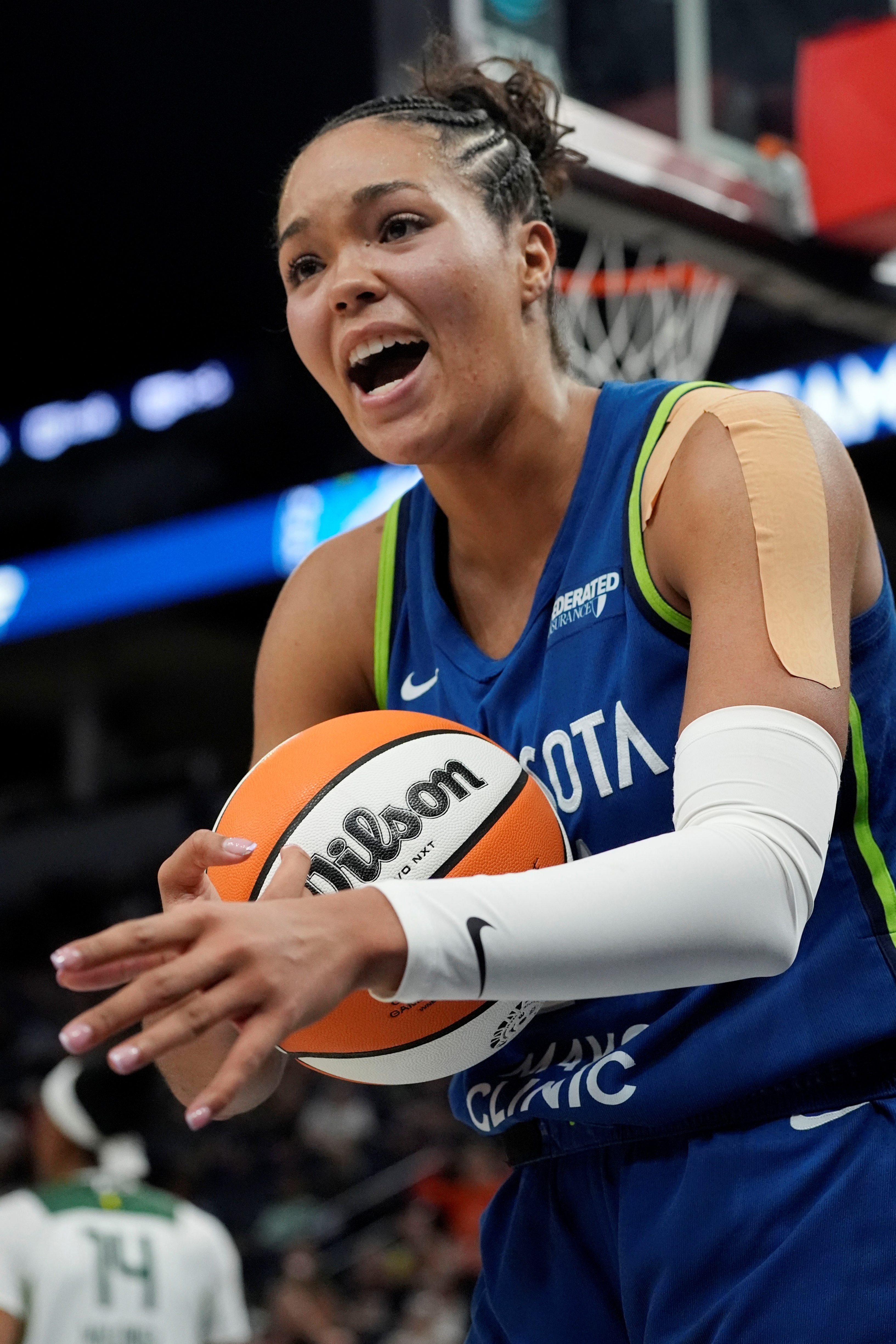 意難平！明尼蘇達(dá)山貓常規(guī)賽34-10傲視聯(lián)盟 季后賽連傷主將遭淘汰