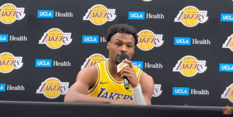 布朗尼：夏天我就是埋頭苦干 我們都知道要贏得冠軍需要付出什么