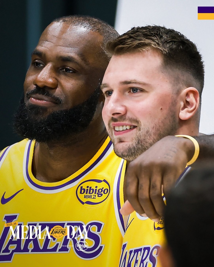 詹姆斯：今夏我看了大量歐錦賽的比賽 主要是想看看東契奇的表現(xiàn)