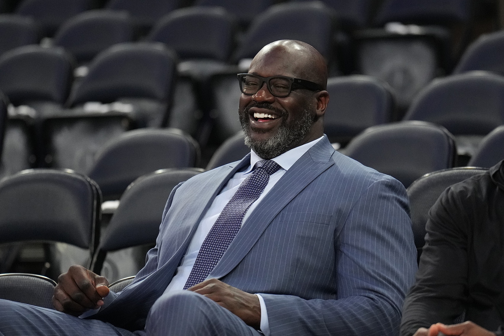 皮一下！奧尼爾此前參加節(jié)目：現(xiàn)女友是法國人叫米賽爾夫(myself)