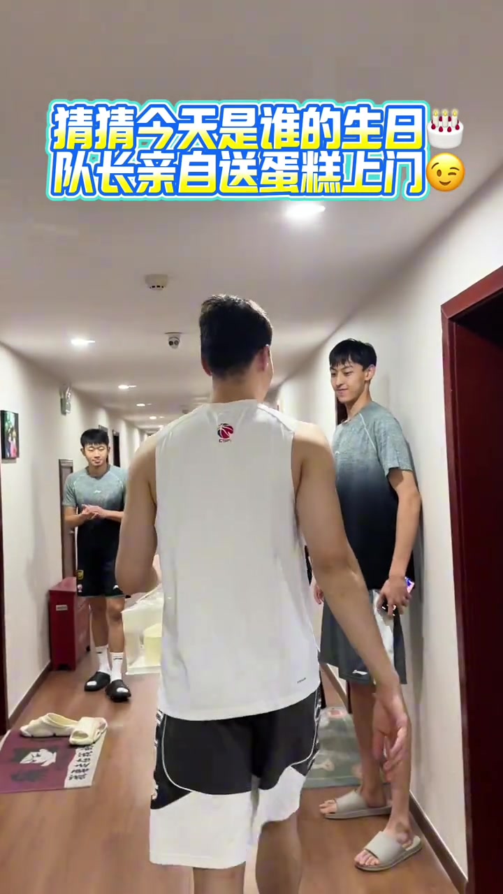 早日康復(fù)！祝吳冠希生日快樂！天天開心！