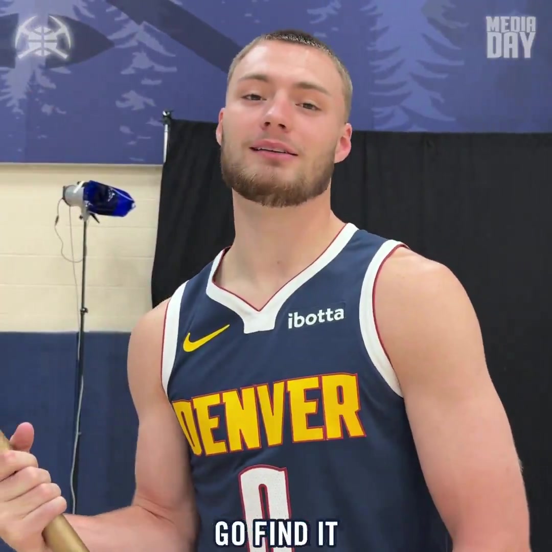 蓄起小胡子&手拿鐵鎬 布勞恩：我們是礦工 要去挖金子