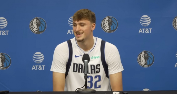 弗拉格：我叫隊(duì)內(nèi)所有人大叔 想讓他們覺(jué)得自己很老??