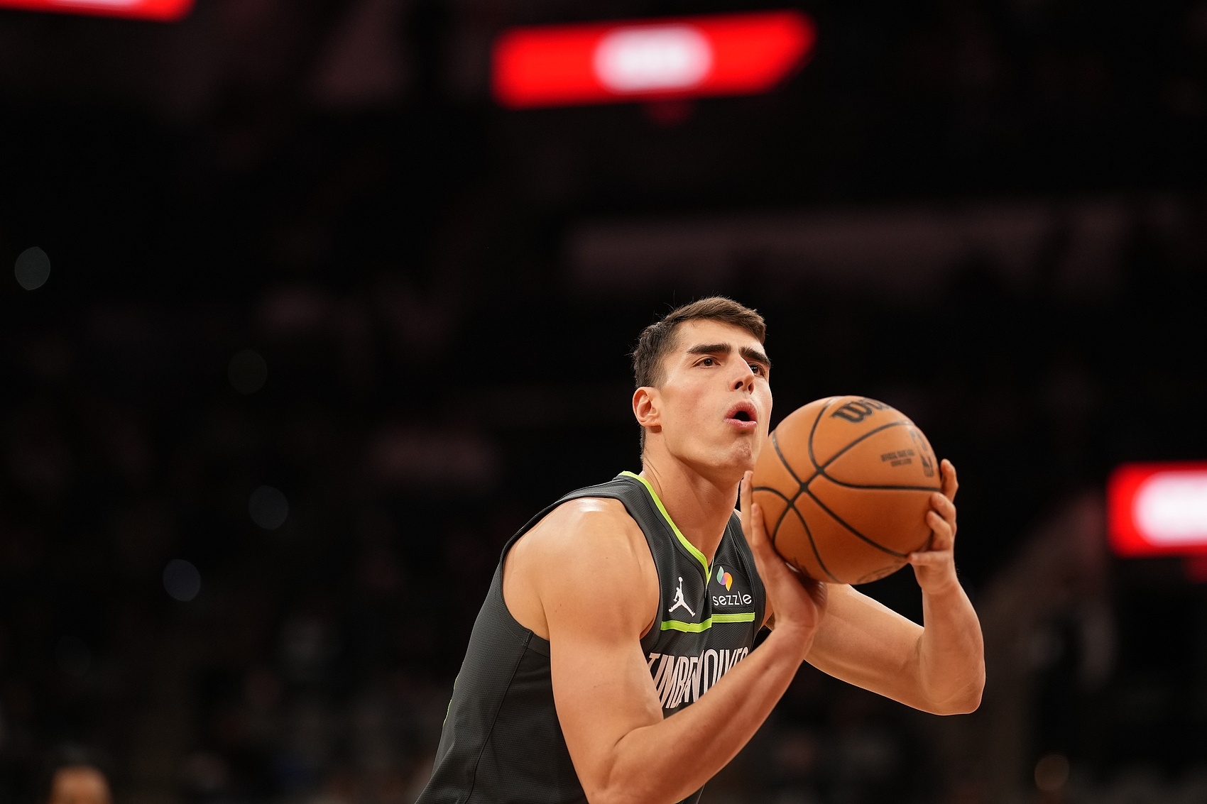 加爾扎：無論和布朗還是西蒙斯搭檔 我首要任務(wù)掩護(hù)創(chuàng)造空位機(jī)會(huì)