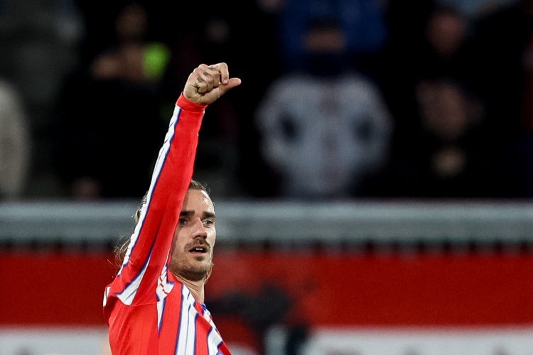 西蒙尼：格列茲曼達(dá)成馬競(jìng)200球真不可思議，我們應(yīng)珍惜他的貢獻(xiàn)