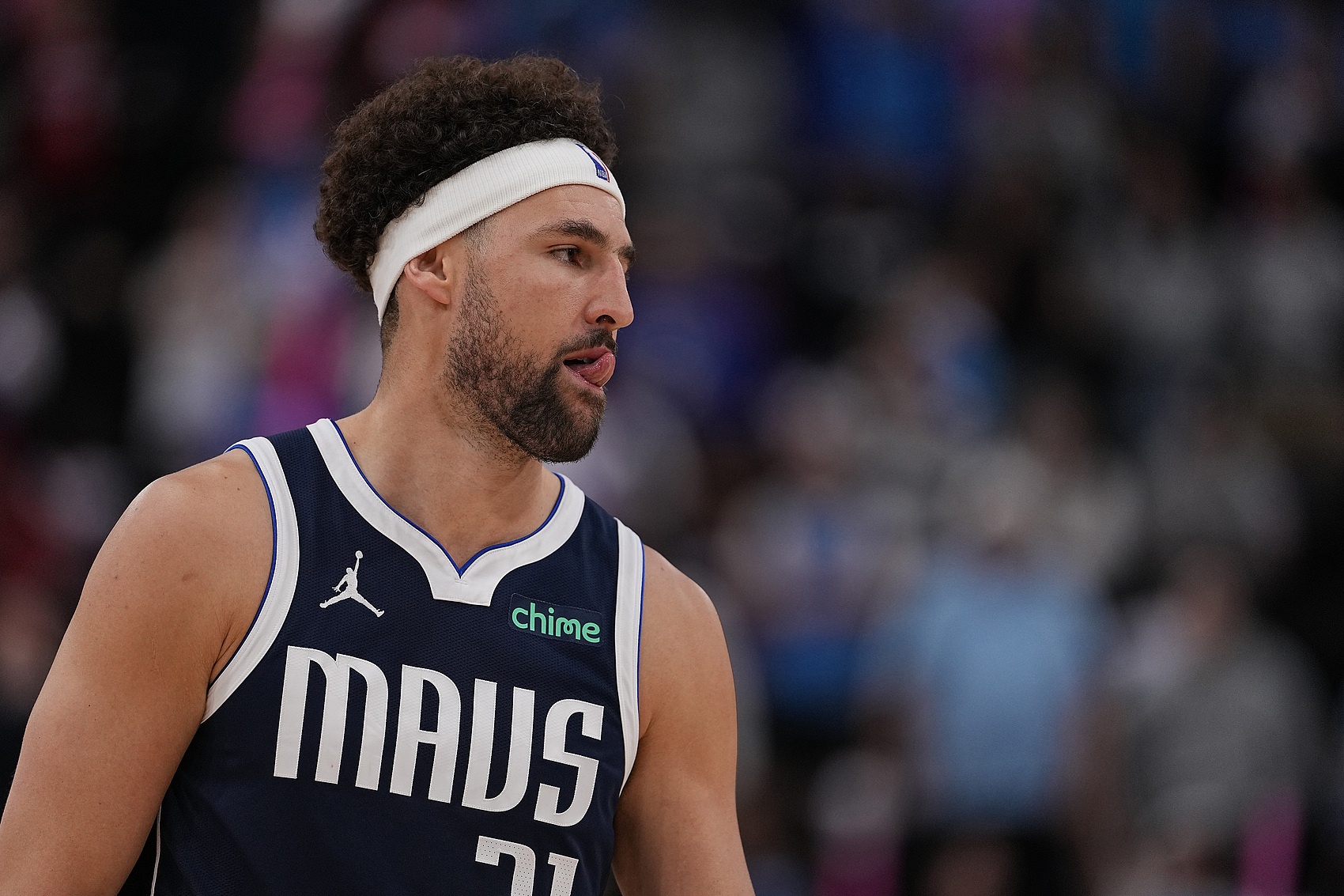 克萊談球隊(duì)進(jìn)攻：主要圍繞內(nèi)線展開 必須發(fā)揮優(yōu)勢(shì)無球切入