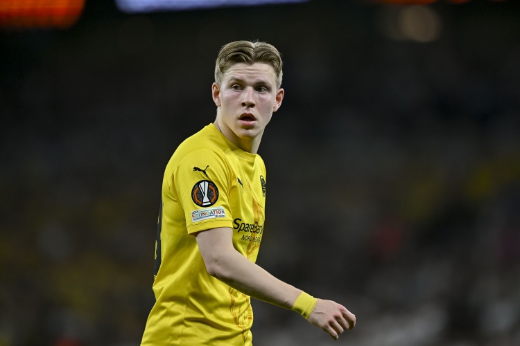 閃耀全場！米蘭舊將海于格對陣熱刺梅開二度，多項數(shù)據(jù)領(lǐng)跑全場