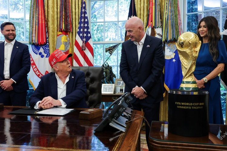 FIFA副主席：特朗普介入后，歐足聯(lián)已推遲禁賽以色列隊(duì)的投票