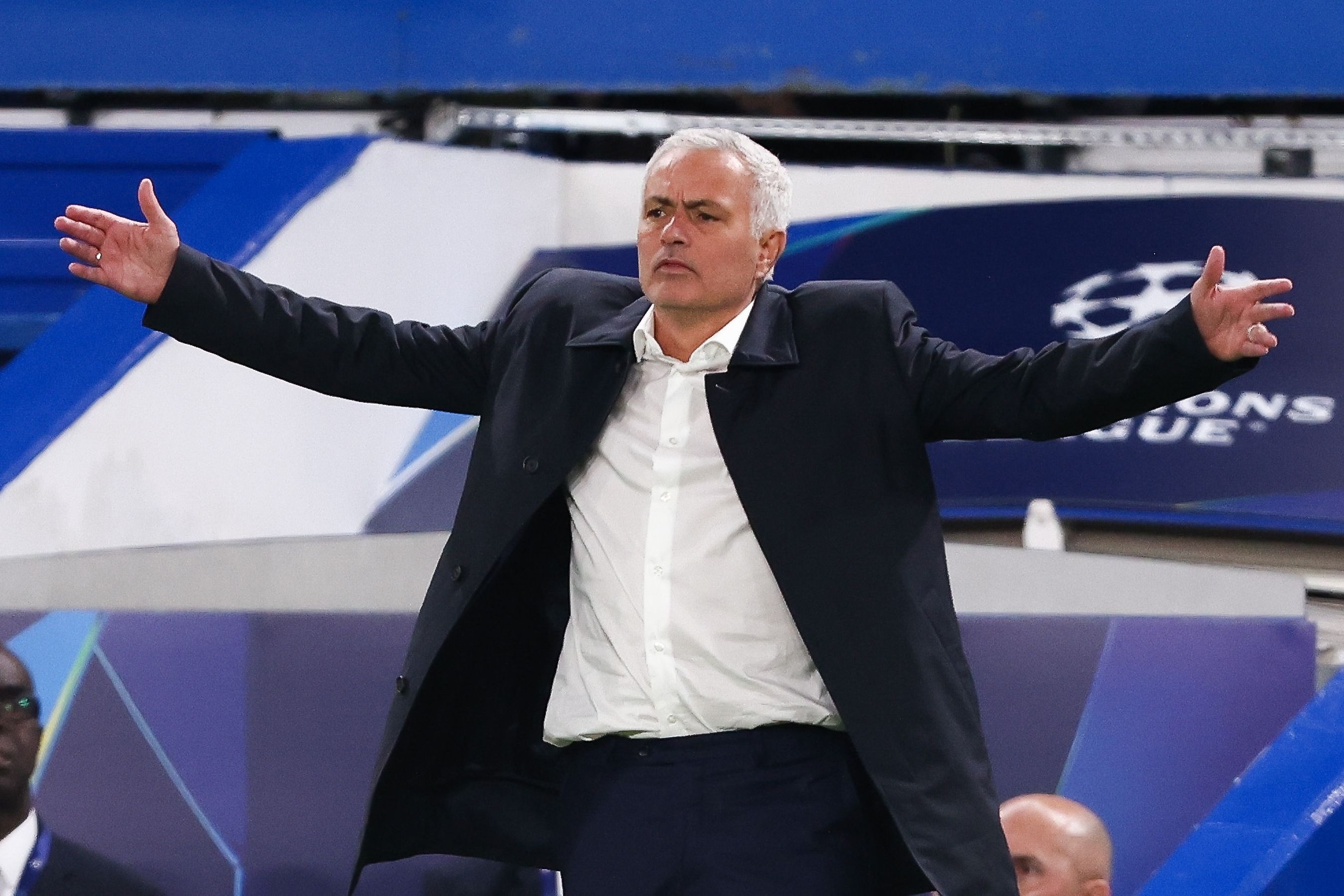 難度MAX！本菲卡歐冠2連敗還將打皇馬尤文 聯(lián)賽4分劣勢周末戰(zhàn)榜首