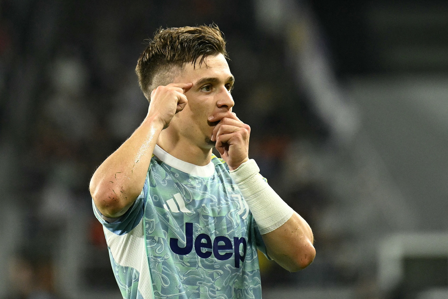 僅兩位02年后出生球員連續(xù)4賽季在歐冠進(jìn)球：小孔塞桑、阿德耶米